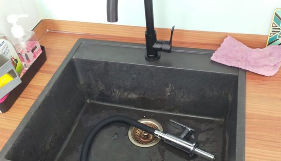 plumber-toilet